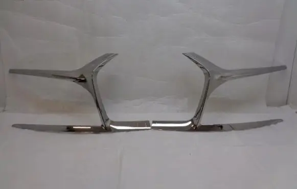 Citroen DS7 Crossback Front bumper upper radiator grill 9819734080