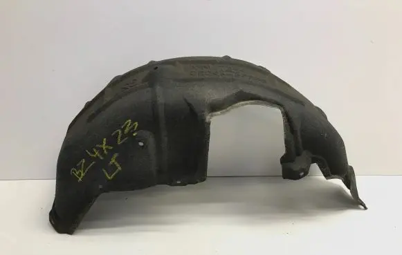 Toyota bZ4X Rear arch fender liner splash guards 6563842030