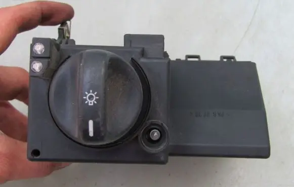 Mercedes-Benz E W210 Light switch 2105450504 04055005