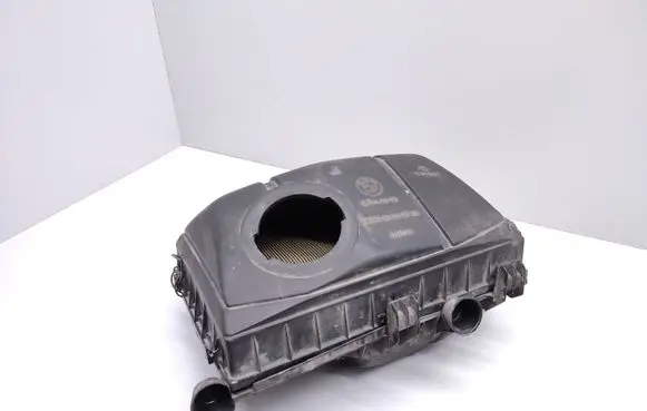 BMW 3 E30 Air filter 13712241093 13721287480 2241009