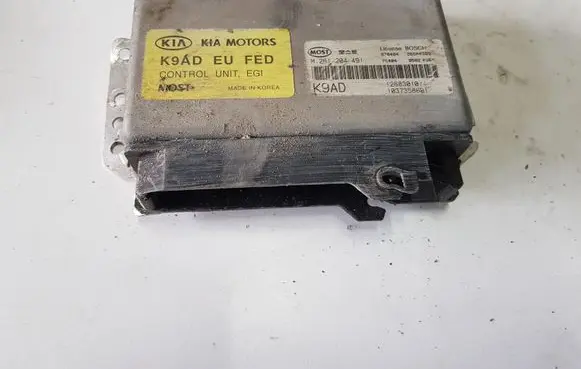 KIA Clarus Engine control unit/module M261204491