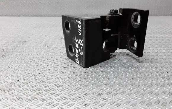 BMW X5 E53 Rear door upper hinge 415282651629
