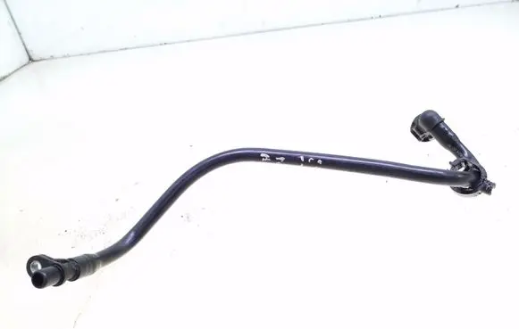 Volvo XC70 Breather hose/pipe 6G917890CC