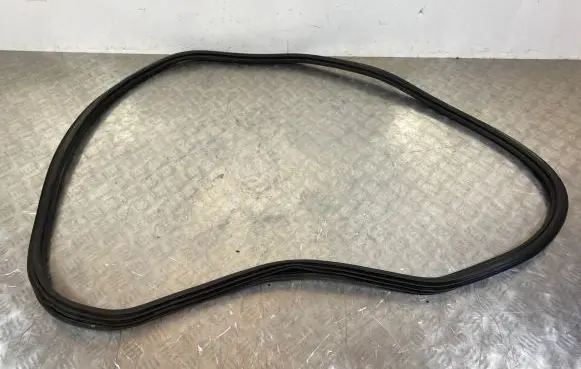 Cupra Formentor Rubber seal rear door 