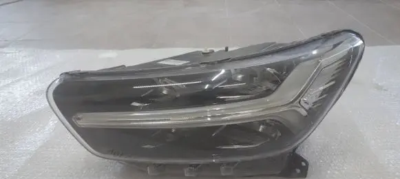 Volvo XC40 Headlight/headlamp 31655988 2105210047