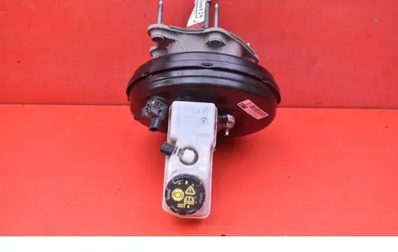 Renault Clio I Brake booster 472104788R