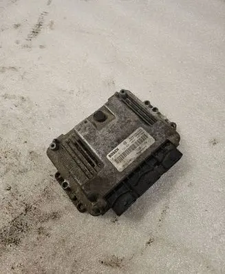Renault Espace IV Engine control unit/module 8200311550 0281011724 8200384493