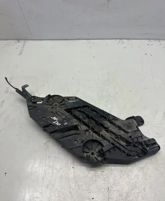 Skoda Octavia Mk2 (1Z) Headlight/headlamp mounting bracket 17035201