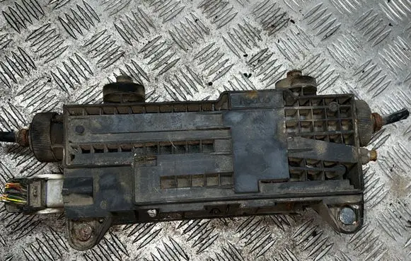 Land Rover Discovery 3 - LR3 Hand brake control module SNF500025 00045734031 10220101044
