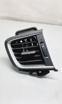 Honda CR-V Dashboard side air vent grill/cover trim 77630TMET02ZA