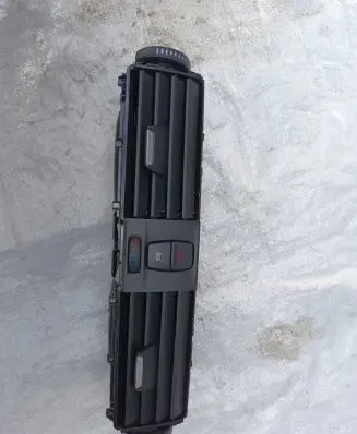 BMW 3 F30 F35 F31 Dash center air vent grill 9347436