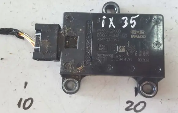 Hyundai ix35 ESP acceleration yaw rate sensor 956902P000