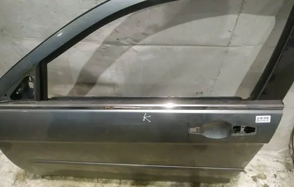 Chrysler Sebring (JS) Front door glass trim molding 