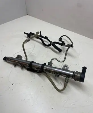 Iveco Daily 35 - 40.10 Fuel distributor 504342424 002854 0445224055