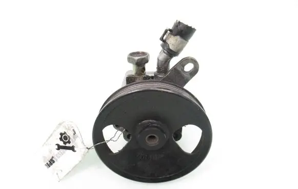 Nissan Primera Power steering pump 7611332111