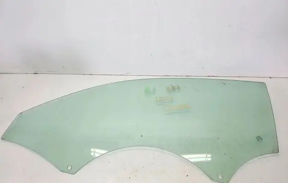 Audi A1 Sliding door window/glass 