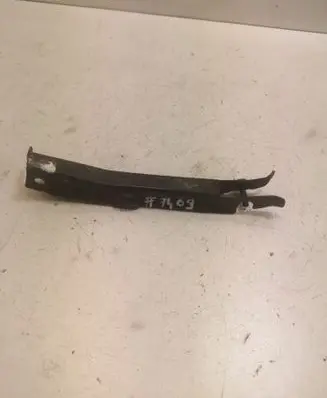 Mercedes-Benz R W251 Front bumper mounting bracket A2518801114