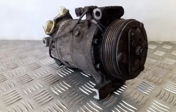 Volvo XC60 Air conditioning (A/C) compressor (pump) P30630921