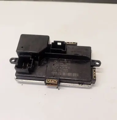 BMW 5 GT F07 Heater blower motor/fan resistor 931193801