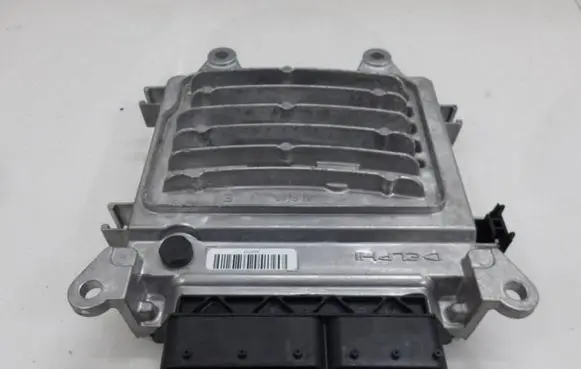 Mercedes-Benz C W204 Engine control unit/module A6519005301