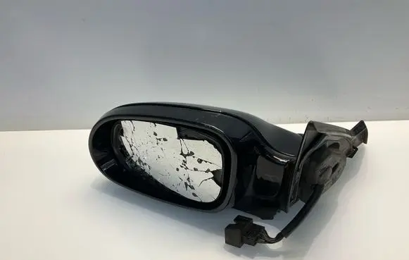Mercedes-Benz CLK A209 C209 Front door electric wing mirror 
