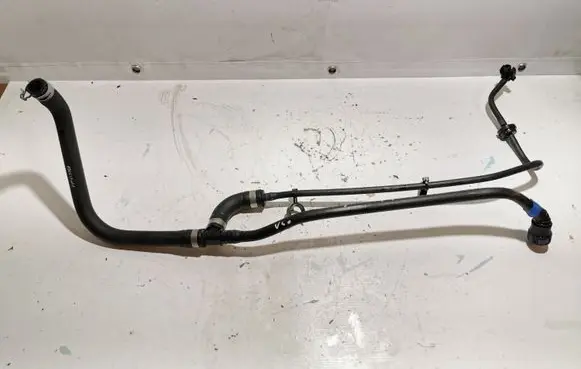Volvo V60 Engine coolant pipe/hose 31319034