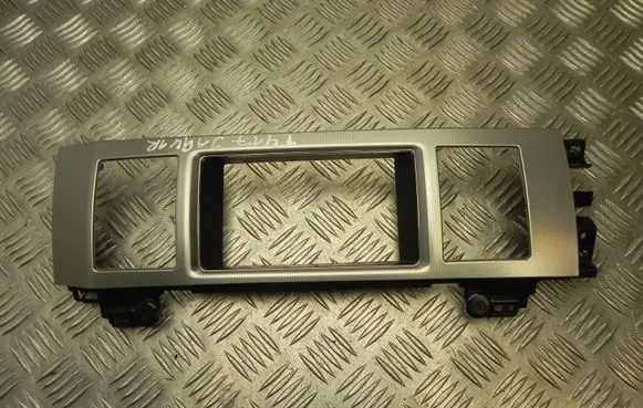 Jaguar XF Climate control/heater control trim CX23045C34A T6607