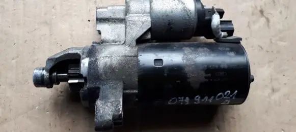 Audi A4 S4 B8 8K Starter motor 079911021D