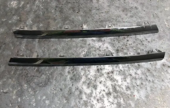Volkswagen Multivan T6 Front grill 7E5853102-BILI 7E5853102 7E5853101