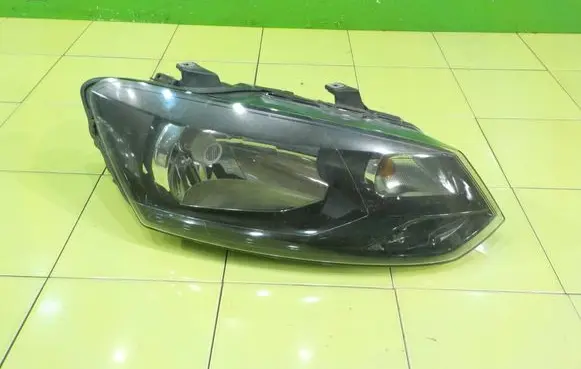Volkswagen Polo V 6R Headlight/headlamp 89501934
