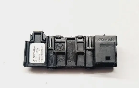 Mercedes-Benz E W212 Interior temperature sensor A1729058200 1729058200