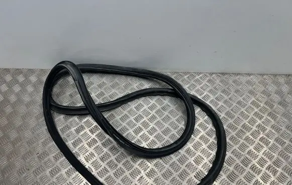 Mercedes-Benz GLS X166 Rubber seal rear door A1667400278