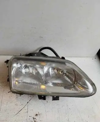 Renault Espace III Headlight/headlamp 89002587