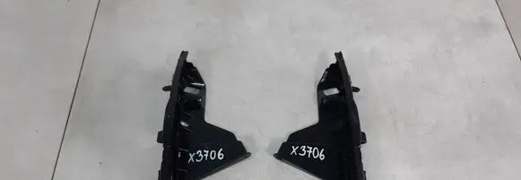 Peugeot 208 II Front bumper mounting bracket 9823207880