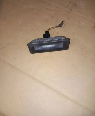 Skoda Yeti (5L) Tailgate opening switch 5j0827229