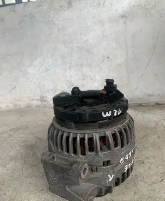 Volkswagen Beetle A5 Generator/alternator 06B903016