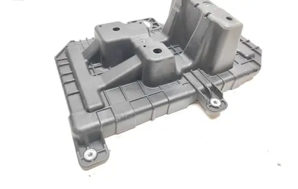 Battery tray