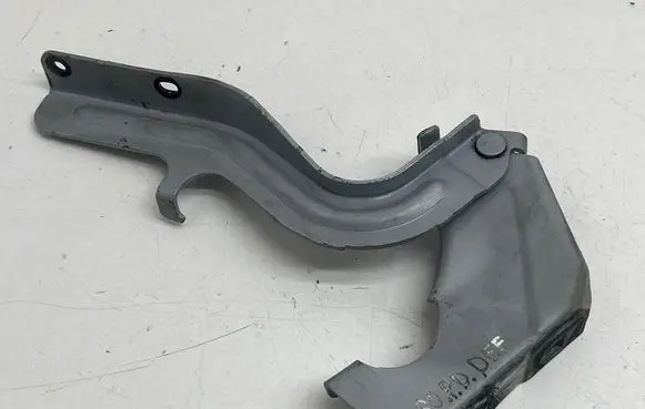 Nissan Rogue Engine bonnet/hood hinges 