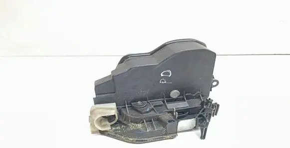 BMW 3 E90 E91 Front door lock 7202144