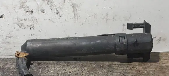 Citroen C4 I Headlight washer spray nozzle 89028244