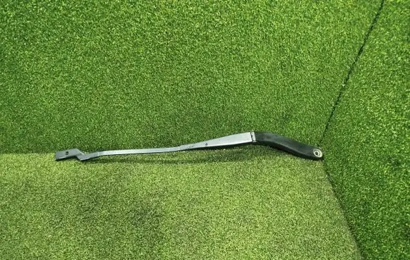 Opel Vivaro Front wiper blade arm 93867986 288810103R