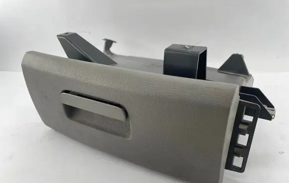 Seat Alhambra (Mk2) Glove box 5N0882599