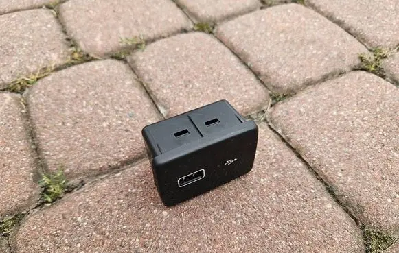 Fiat Ducato USB socket connector 07356855900 7356855900