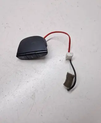 KIA Sorento Steering wheel buttons/switches 9670003E100