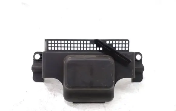 Mazda 3 III Other engine bay part BHN9501C0