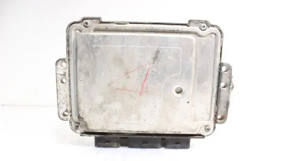 Mazda 3 I Engine control unit/module ECU 0281012530