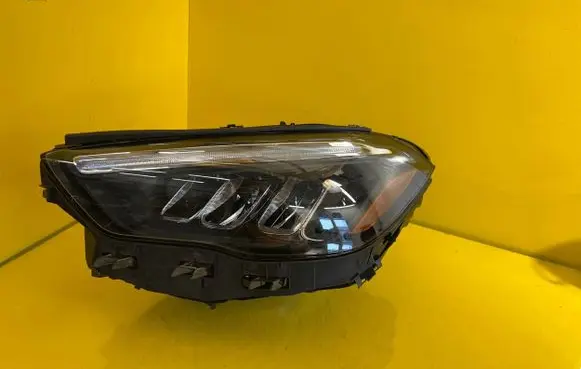 Mercedes-Benz B W247 Headlight/headlamp A2479063904