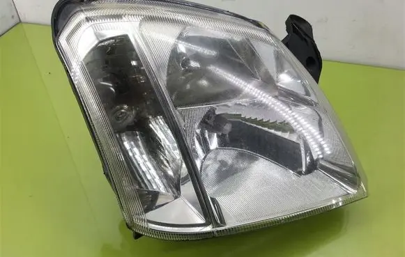 Opel Meriva A Headlight/headlamp 93321053