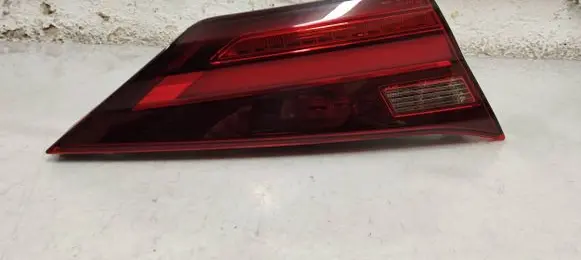 BMW 1 F40 Tailgate rear/tail lights 7450651