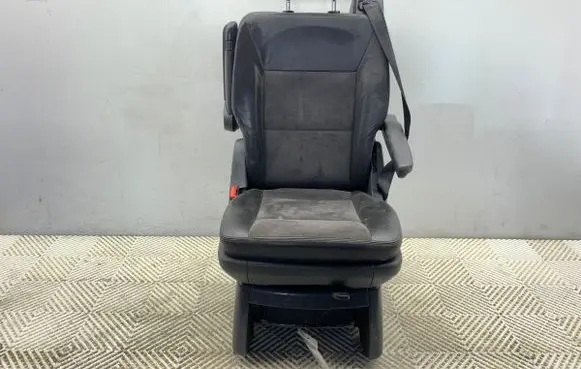 Volkswagen Transporter - Caravelle T5 Rear seat 
